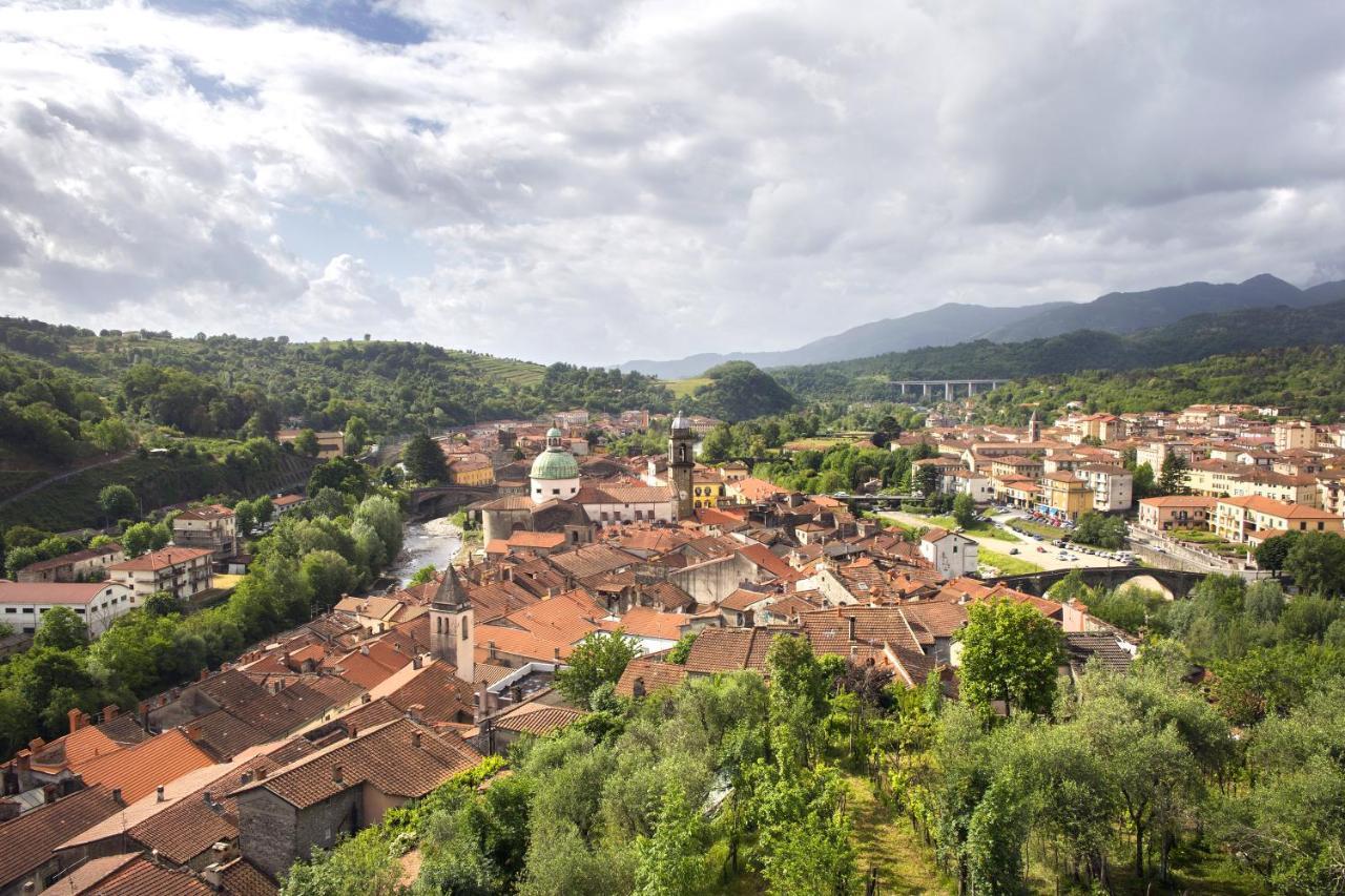 Ca' Di Sommoborgo, Nel Cuore Di Pontremoli Exterior foto
